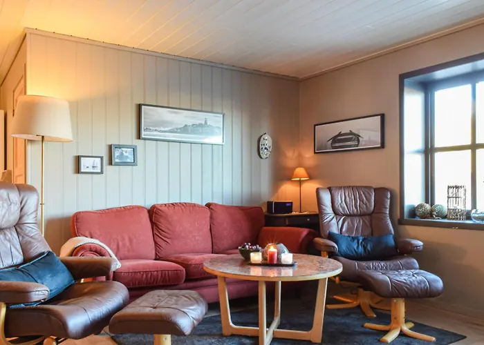 Апартаменты Awesome In Lindesnes With Wifi *