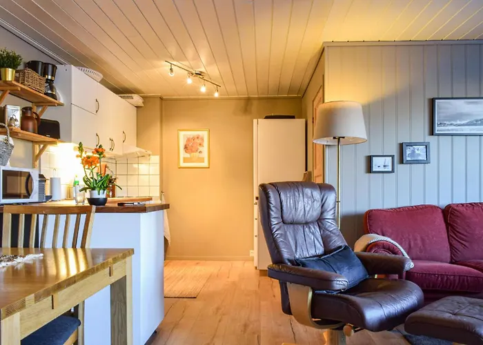 Awesome In Lindesnes With Wifi Lägenhet *